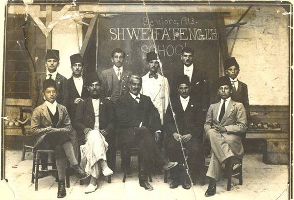 1913